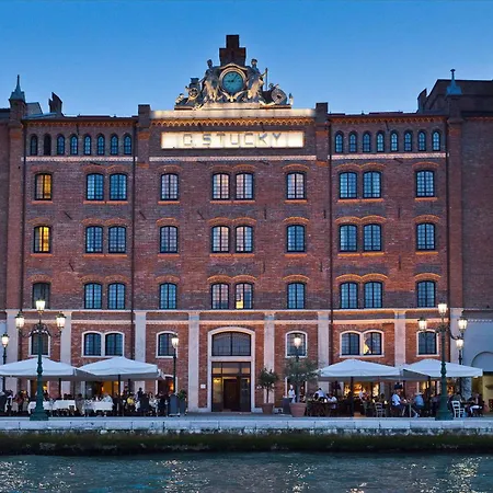 Hilton Molino Stucky Venice-2